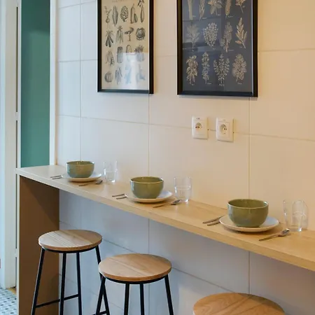 & Center Guest house *